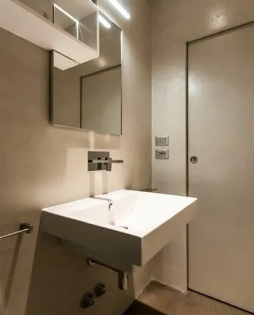 Regina Vittoria Frezzeria Apartment *